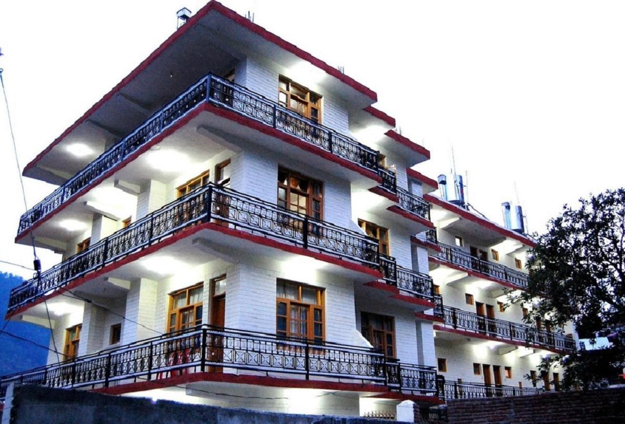 Himalayan Regency Near Mall Road Манали Экстерьер фото